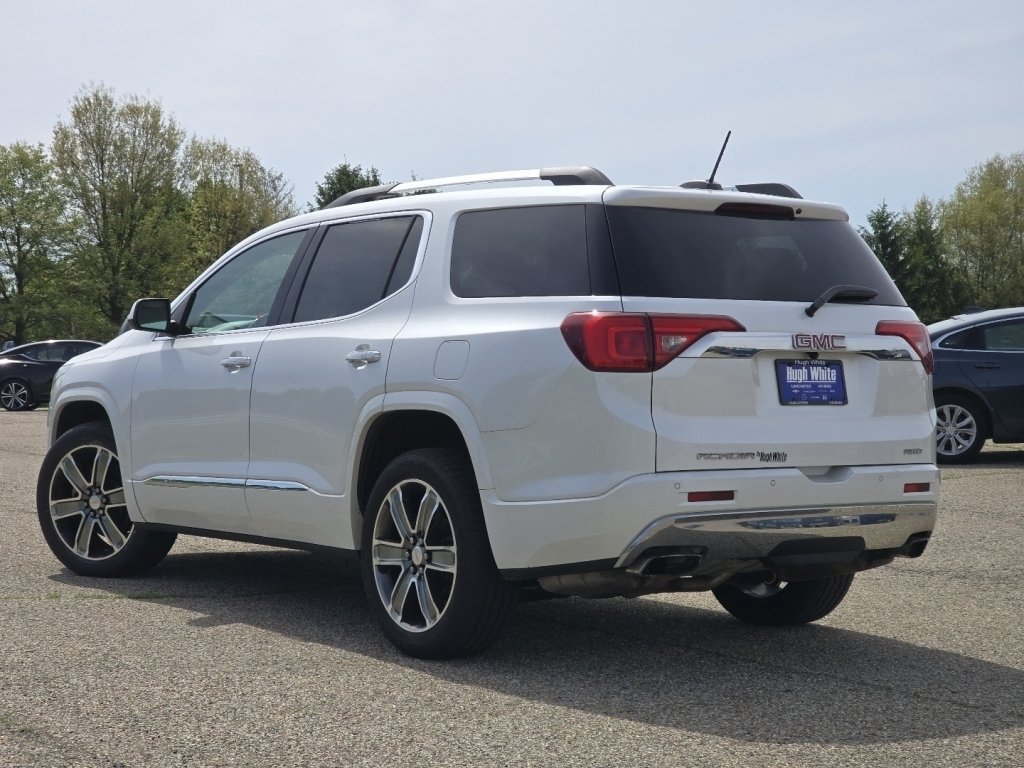 Used 2018 GMC Acadia Denali w/ Technology Package AWD/4WD image 17