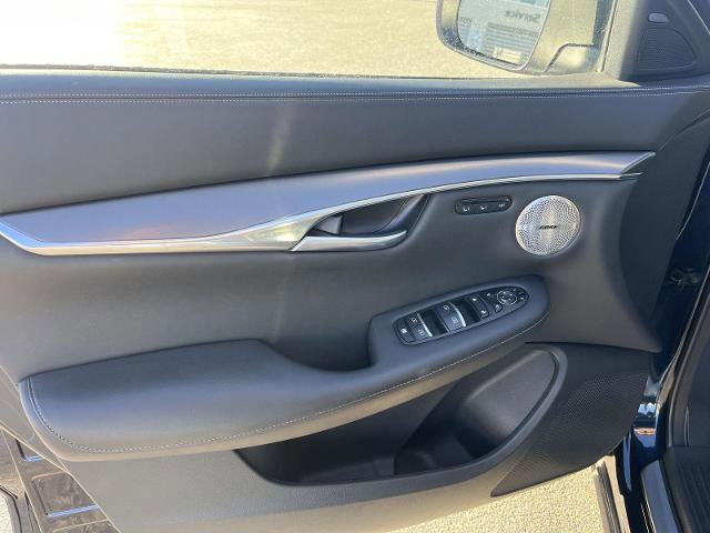 Certified 2025 INFINITI QX50 Luxe image 10