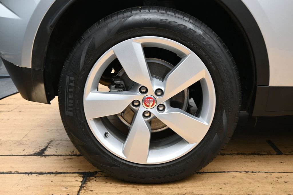Used 2023 Jaguar E-PACE SE AWD/4WD image 11