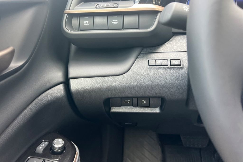 New 2026 Toyota Crown XLE image 27