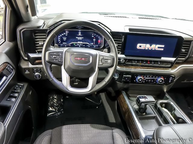 Used 2024 GMC Sierra 1500 Elevation w/ Preferred Package AWD/4WD image 3