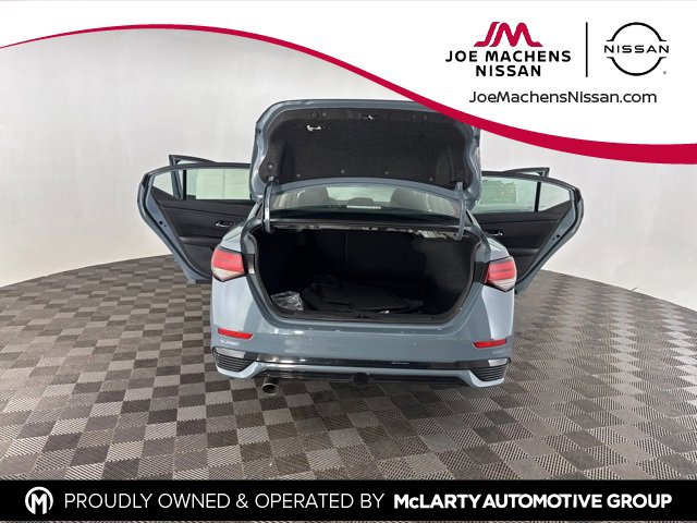 Certified 2025 Nissan Sentra SR image 15