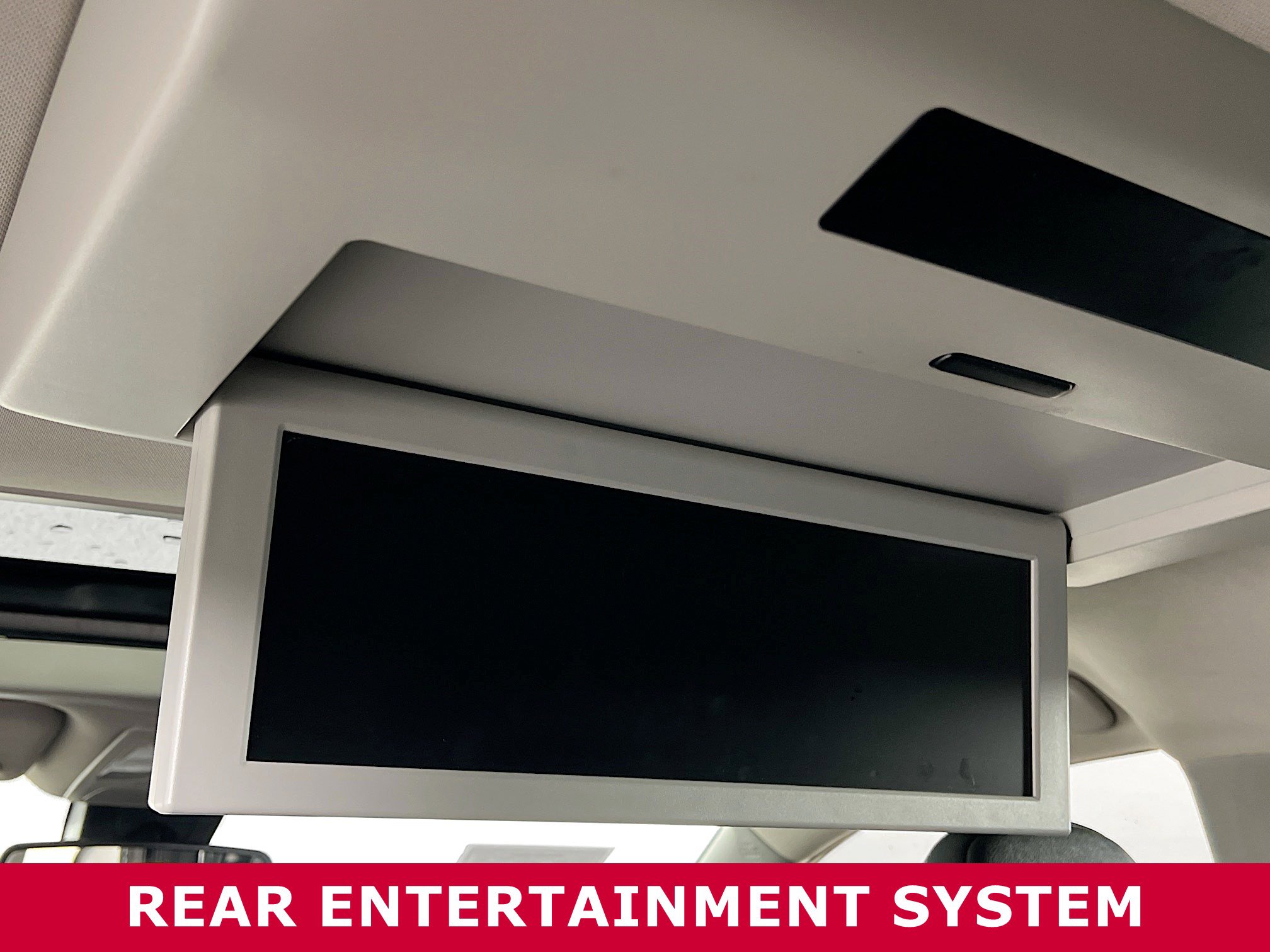 Used 2018 Toyota Sienna SE Premium image 29