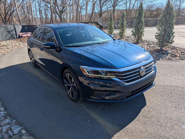 Used 2020 Volkswagen Passat 2.0T SEL image 7