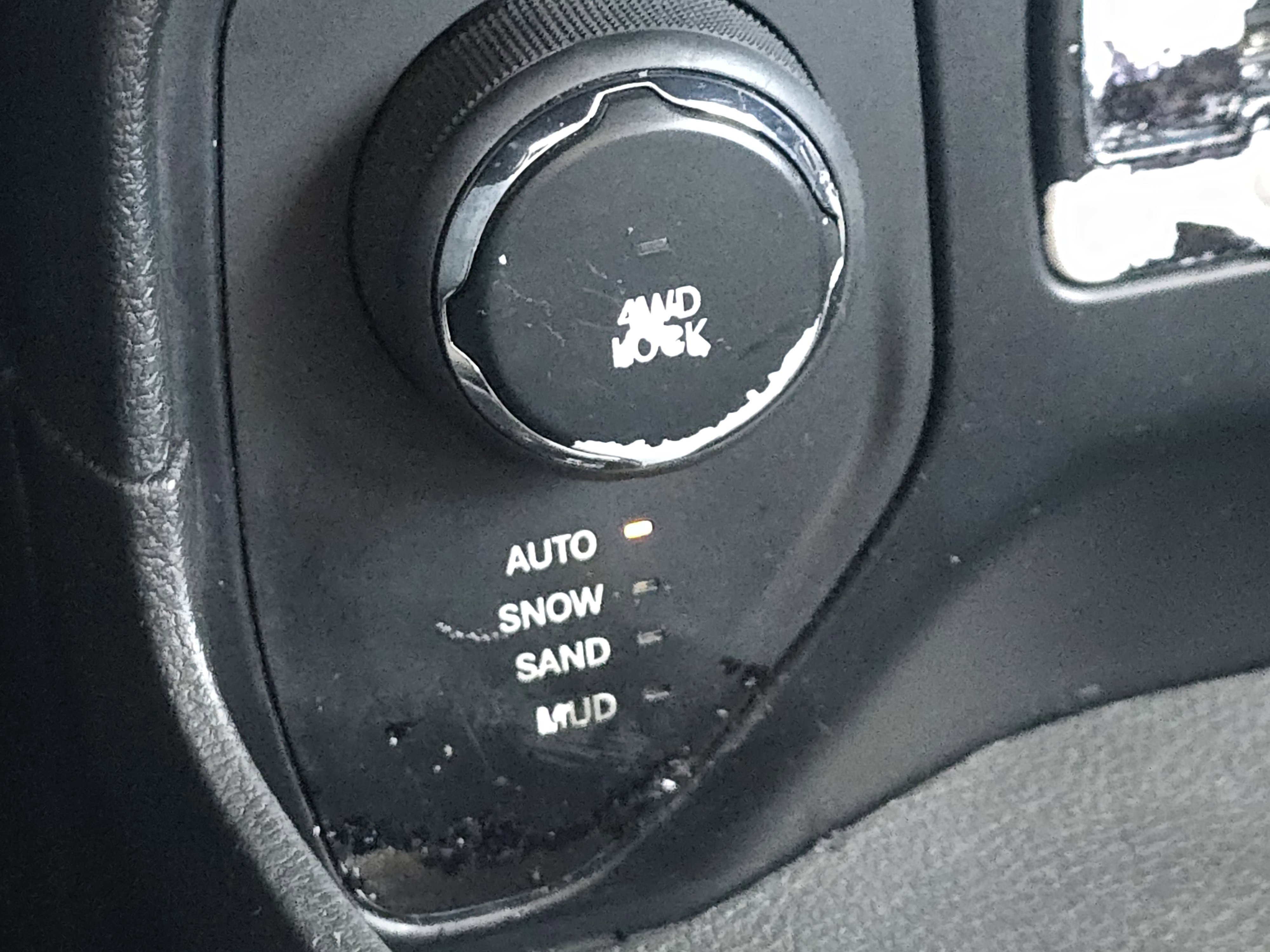 Used 2017 Jeep Renegade Latitude image 7