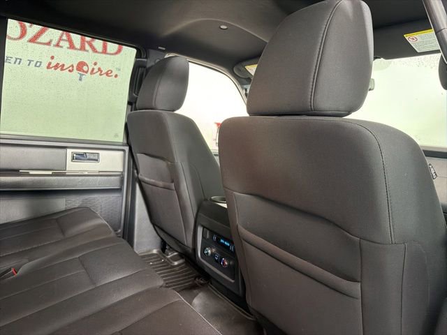 Used 2015 Ford Expedition XLT RWD image 19