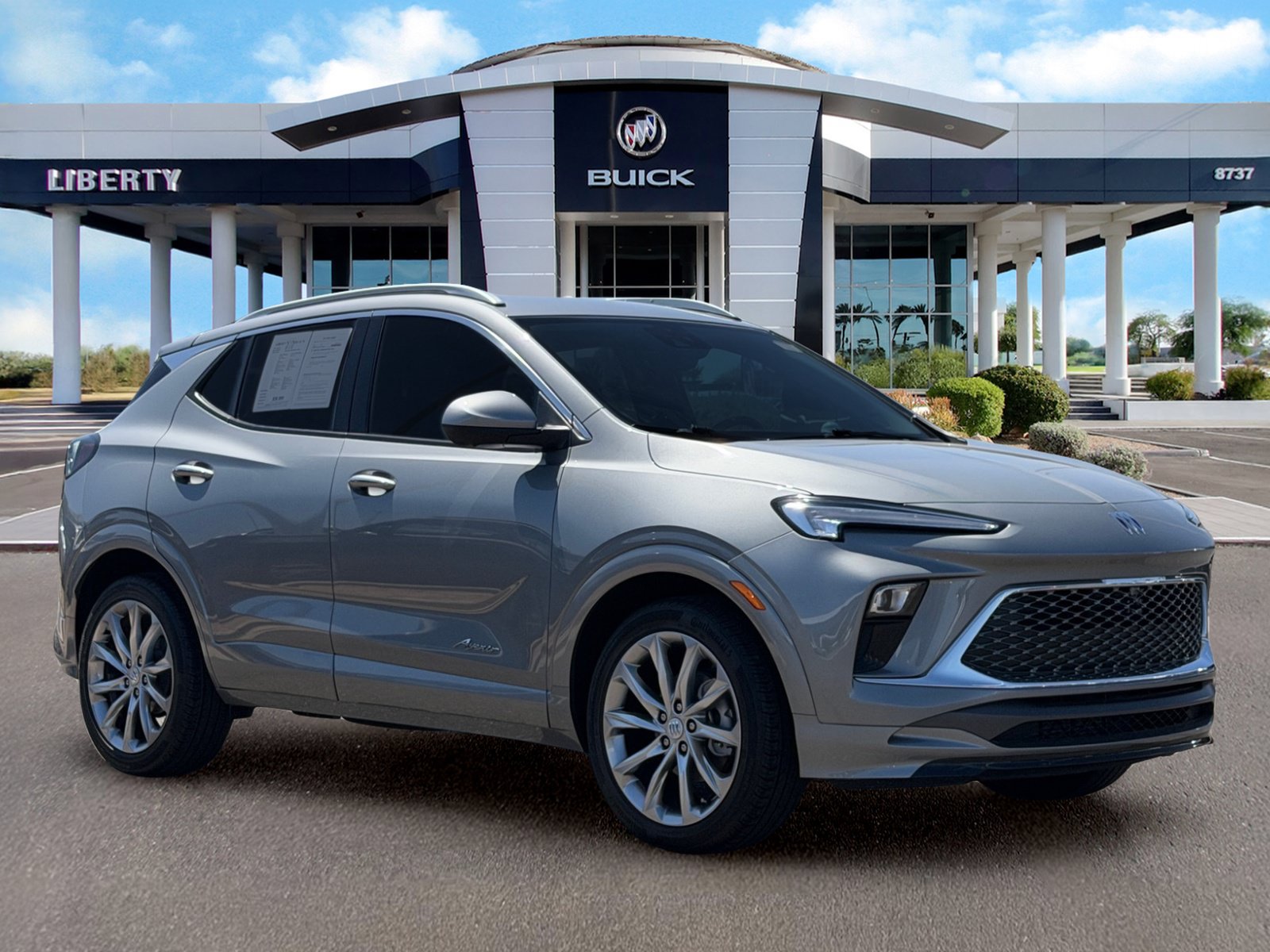 Used 2024 Buick Encore GX Avenir w/ Avenir Technology Package FWD image 2