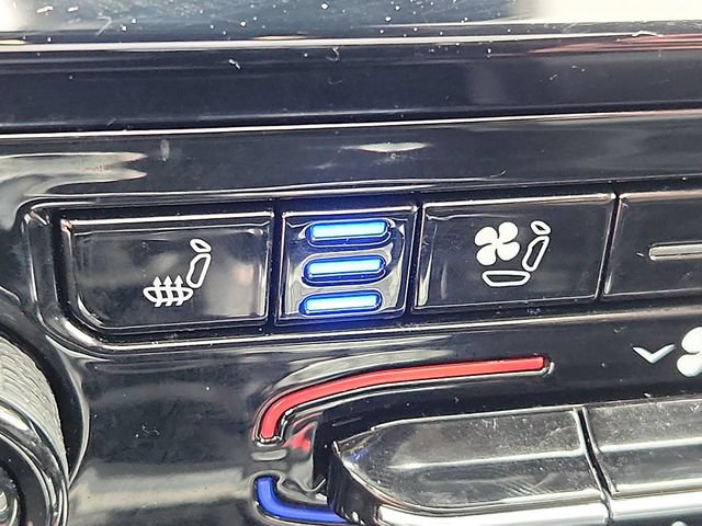 Used 2023 Jeep Grand Cherokee 4WD 4xe w/ Luxury Tech Group II image 25