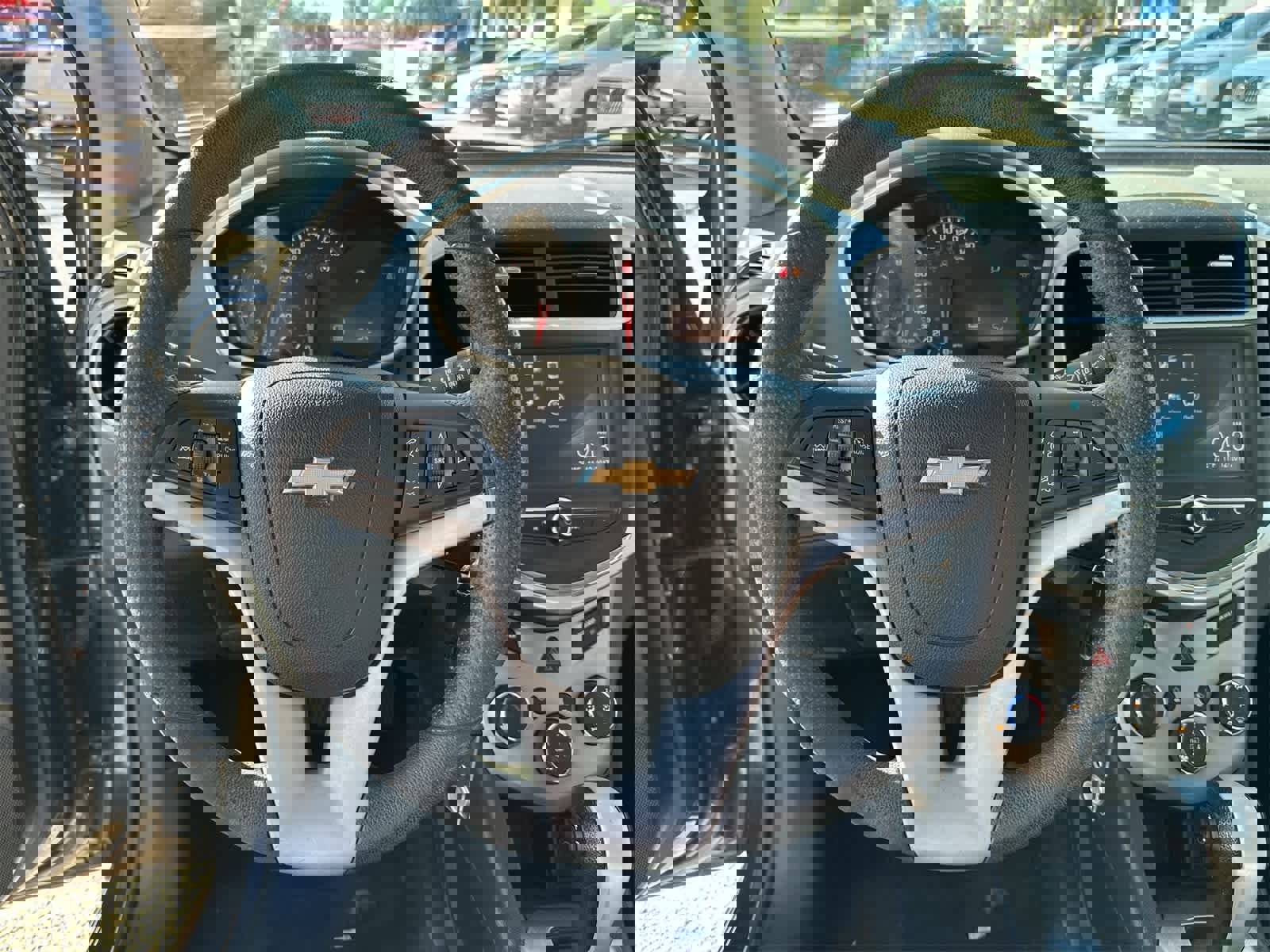 Used 2017 Chevrolet Sonic LT image 3