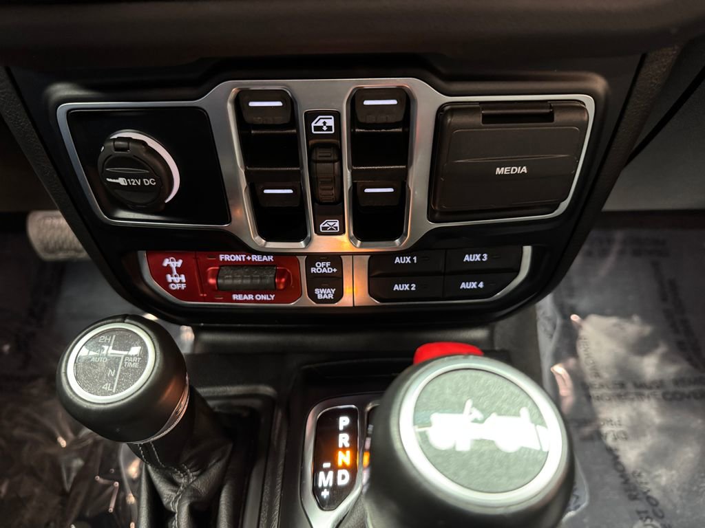 Used 2024 Jeep Wrangler Unlimited Rubicon image 18