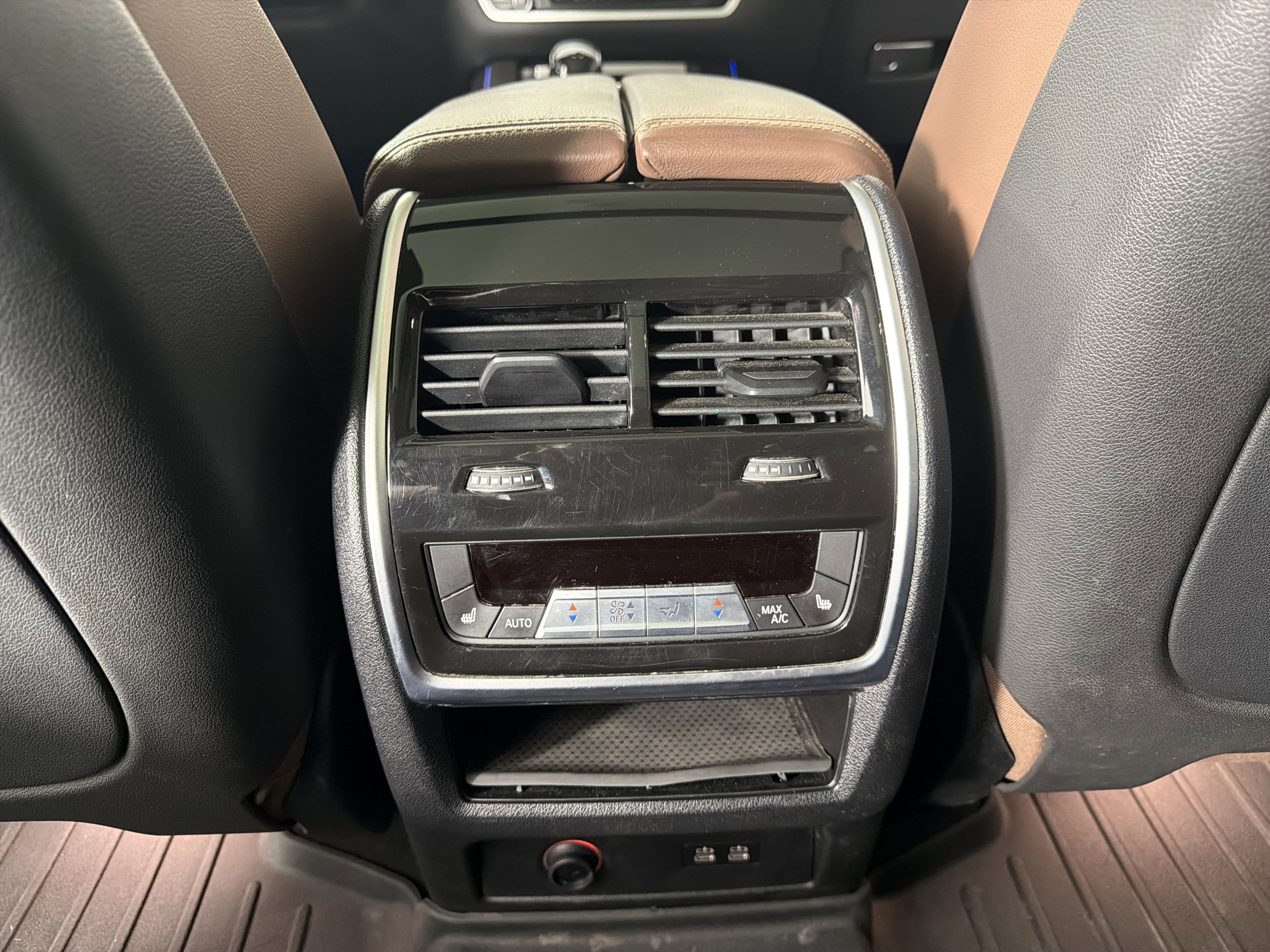 Used 2022 BMW X7 xDrive40i AWD/4WD image 22