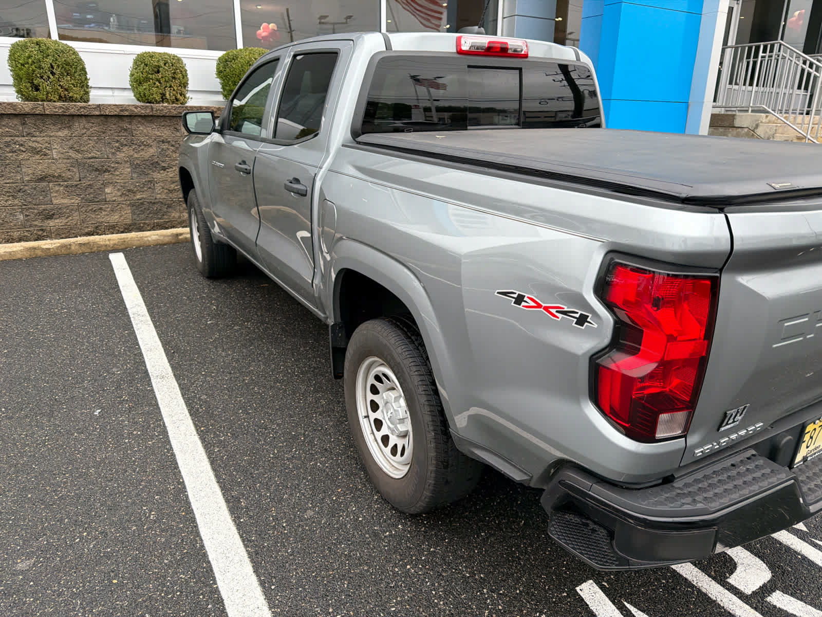 Certified 2024 Chevrolet Colorado W/T w/ WT Convenience Package II AWD/4WD image 4