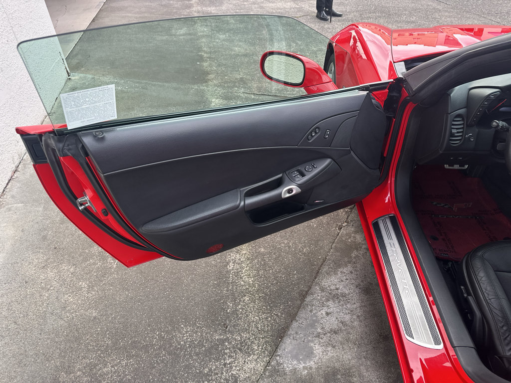 Used 2012 Chevrolet Corvette Grand Sport w/ 3LT Preferred Equipment Group RWD image 9