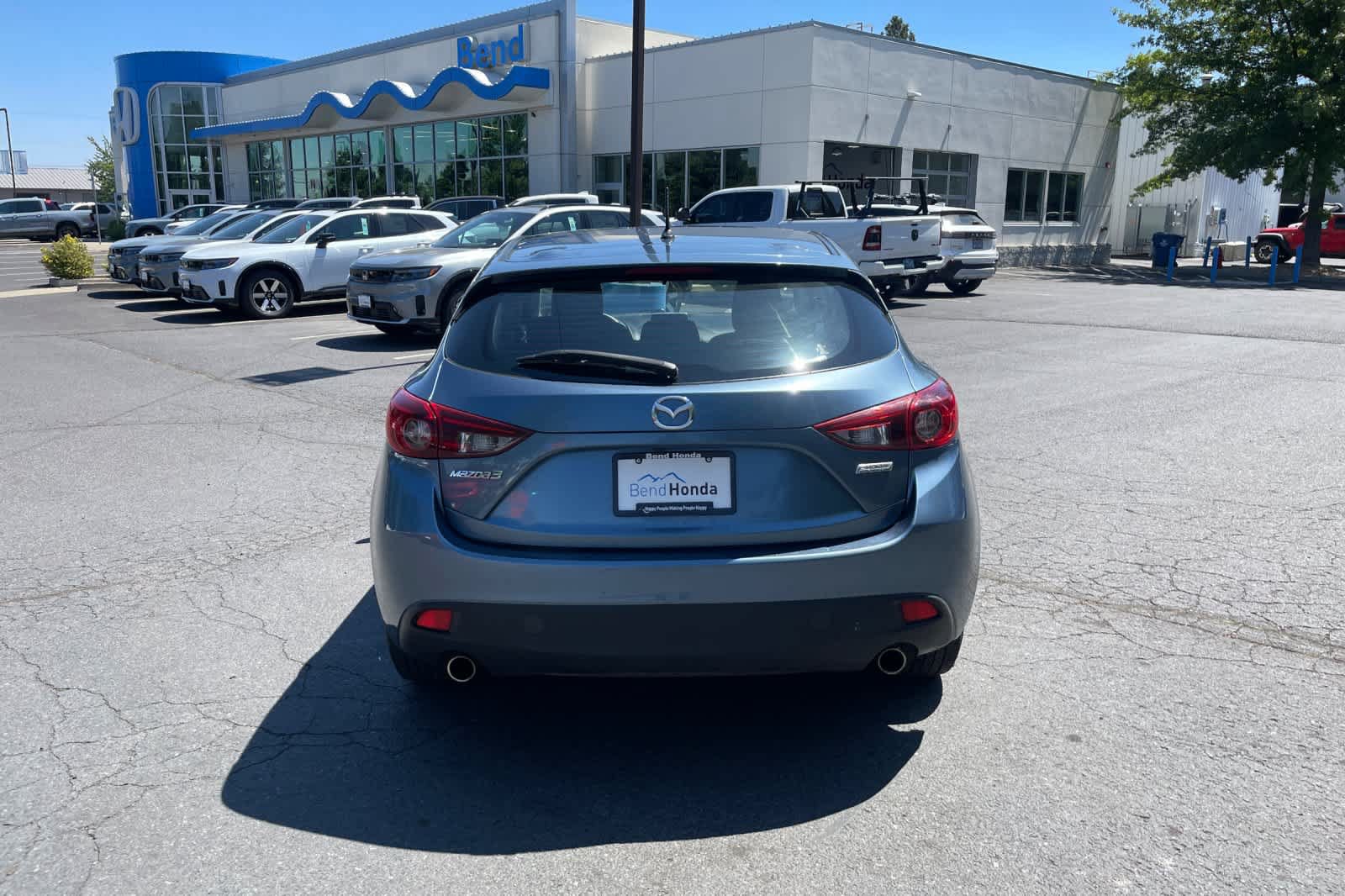 Used 2015 MAZDA MAZDA3 i Touring FWD image 4