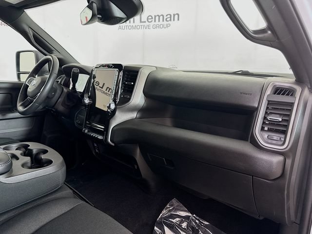 New 2026 RAM 3500 Tradesman AWD/4WD image 27