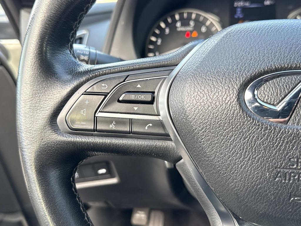 Used 2022 INFINITI Q50 Sensory image 10