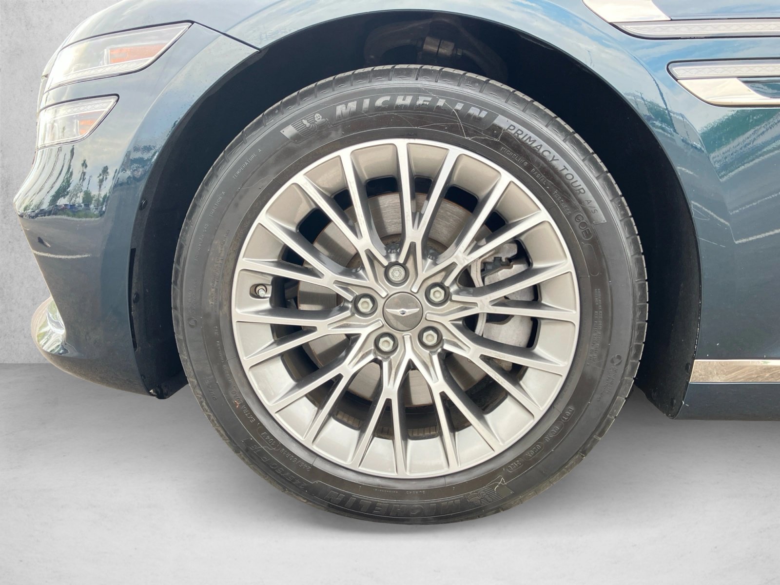 Used 2022 Genesis G80 2.5T RWD image 9