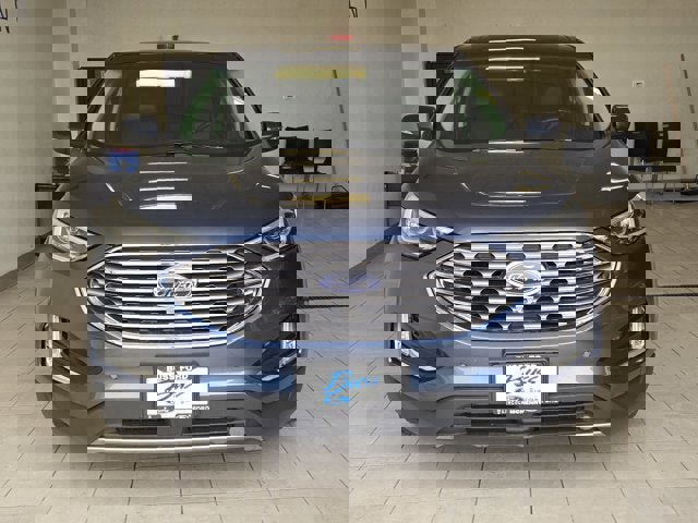 Used 2019 Ford Edge Titanium w/ Equipment Group 301A image 2