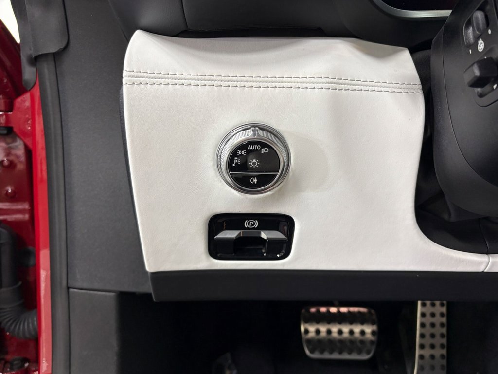 Used 2024 Mercedes-Benz AMG GT 63 image 11