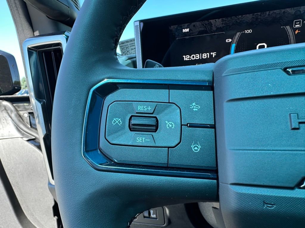New 2026 GMC Hummer EV SUV w/ LPO, Sport Package AWD/4WD image 32