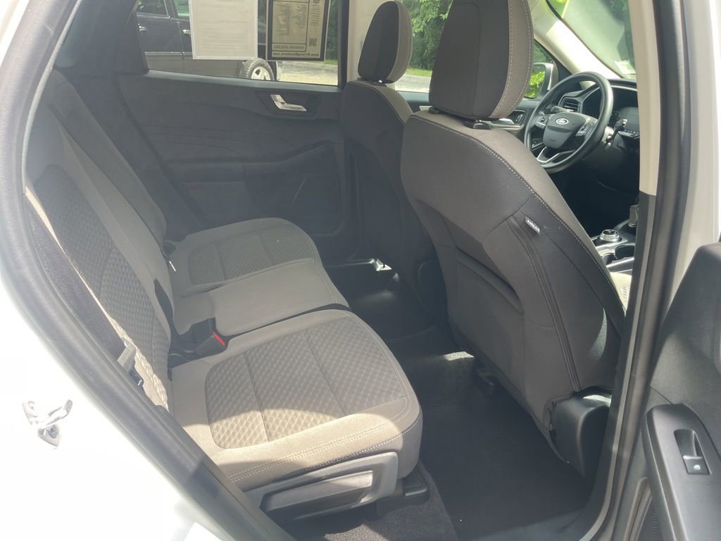 Used 2021 Ford Escape SE image 21
