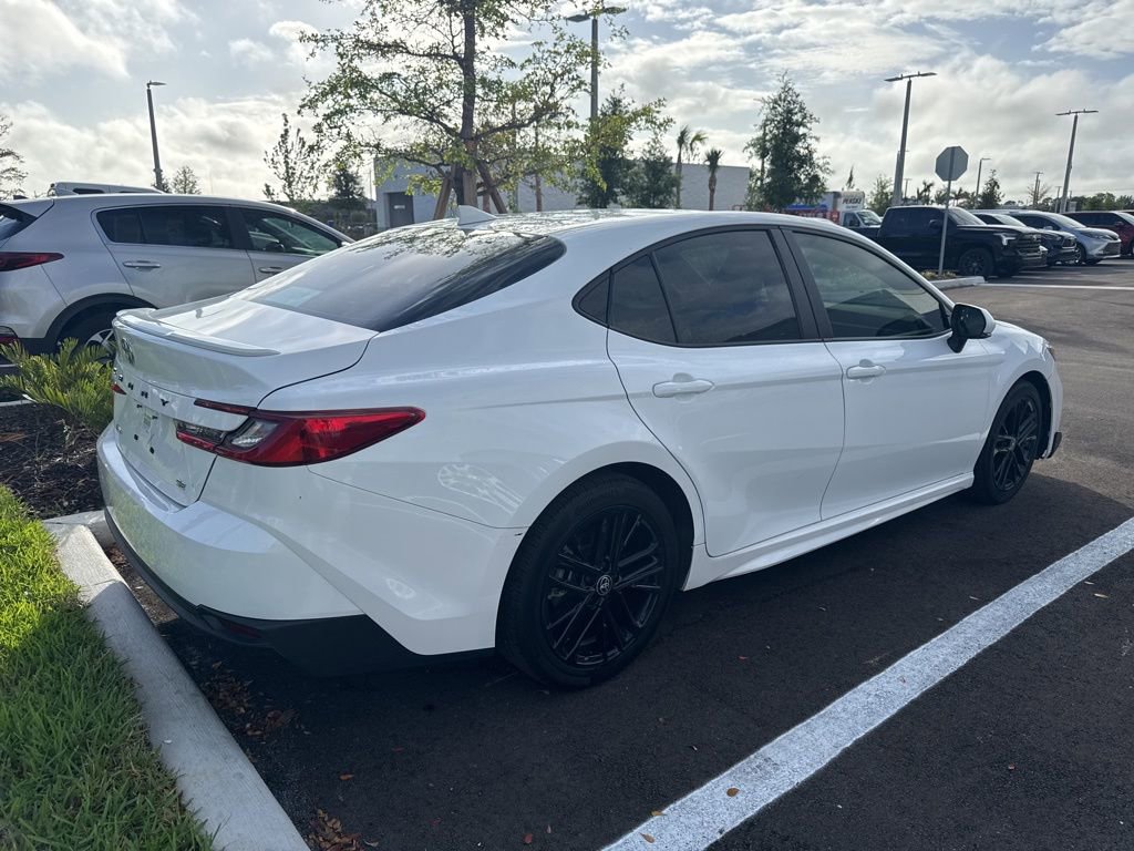 Used 2025 Toyota Camry SE w/ Multimedia Upgrade Package image 4