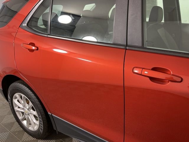 Used 2020 Chevrolet Equinox LS image 12