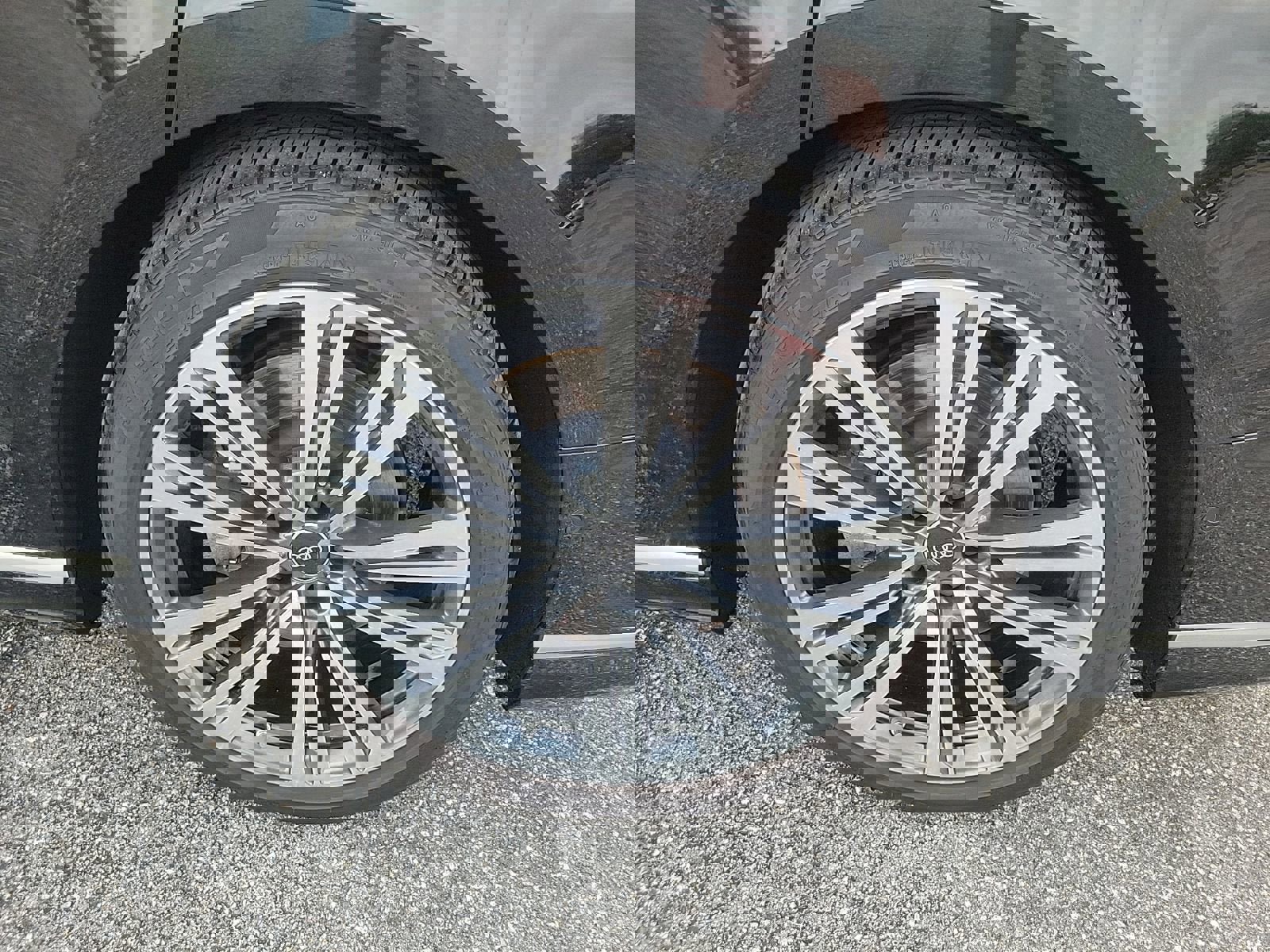 Used 2022 Audi A8 L 3.0T w/ Executive Package image 8