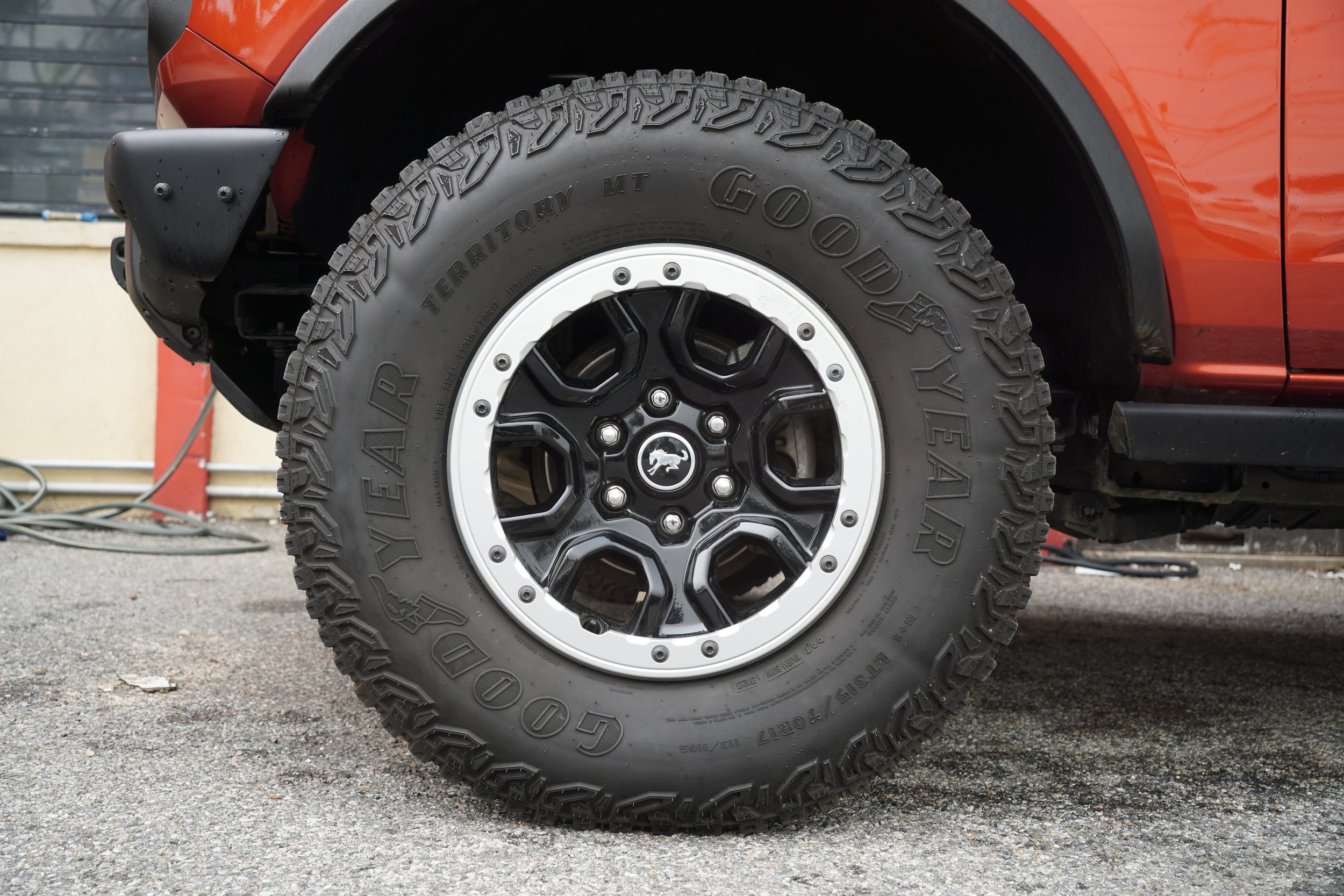Used 2023 Ford Bronco Black Diamond w/ Sasquatch Package AWD/4WD image 11