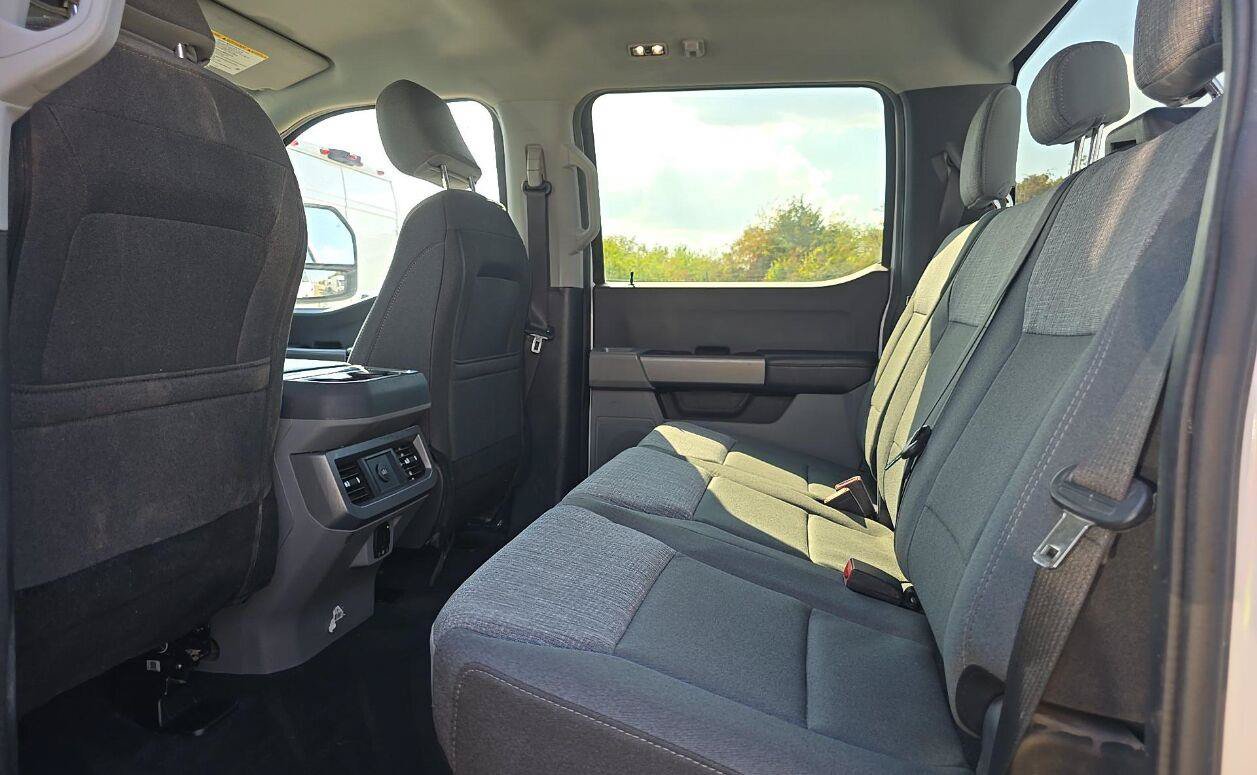 Used 2025 Ford F250 XLT w/ FX4 Off-Road Package AWD/4WD image 7