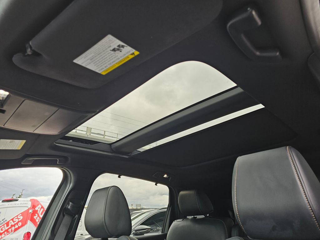 Used 2024 MAZDA CX-90 Plug-In Hybrid w/ Premium Plus image 26