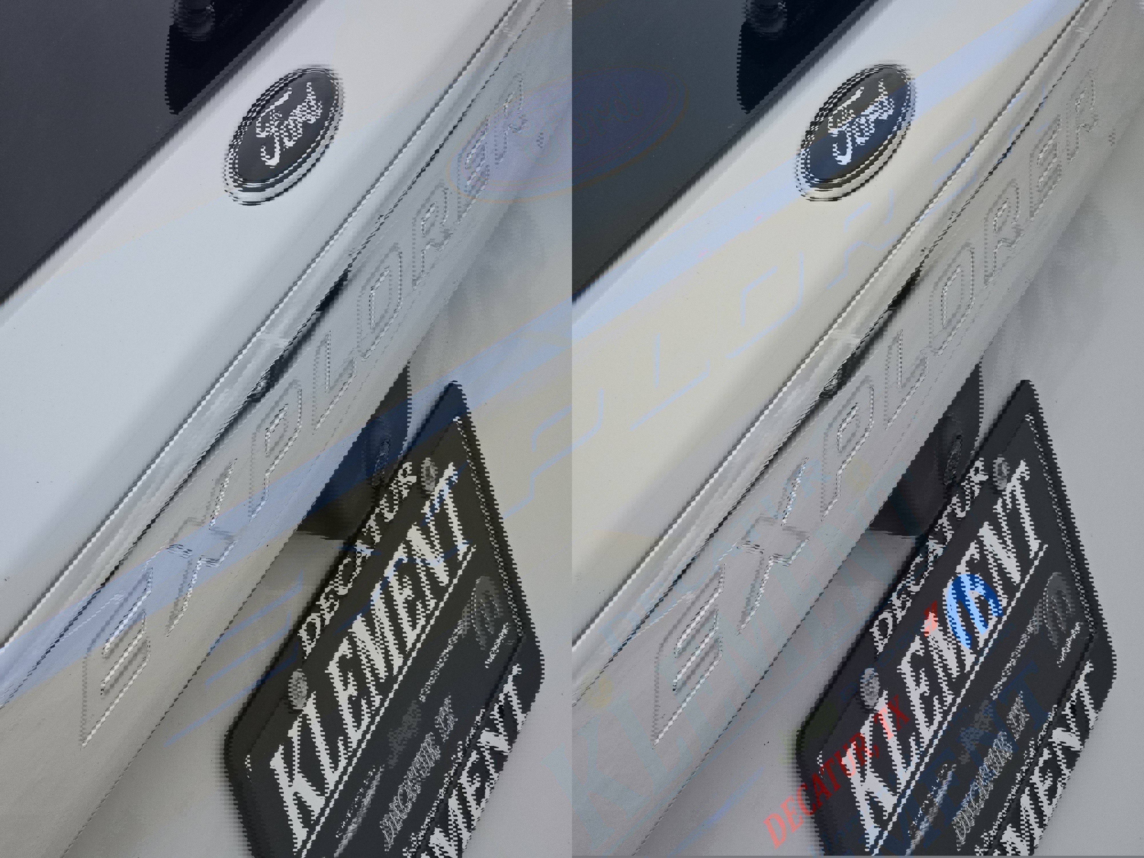 Used 2021 Ford Explorer King Ranch w/ Premium Technology Package image 12