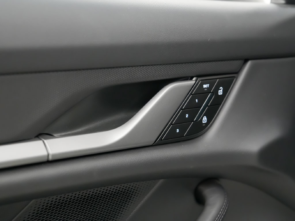 New 2026 Porsche Taycan AWD/4WD image 23