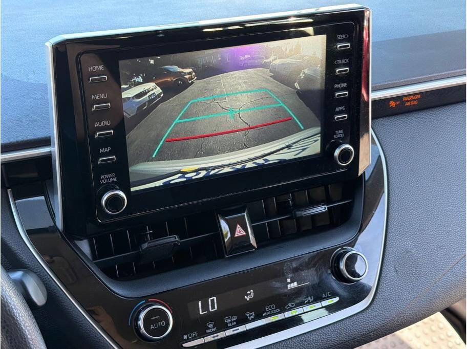 Used 2020 Toyota Corolla LE image 7