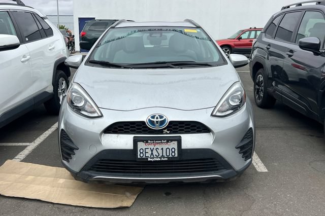Used 2018 Toyota Prius C One FWD image 3