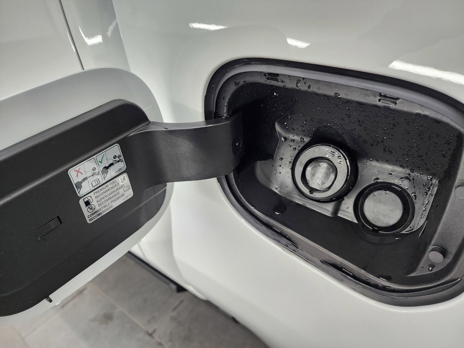 Used 2024 GMC Sierra 1500 AT4X image 39