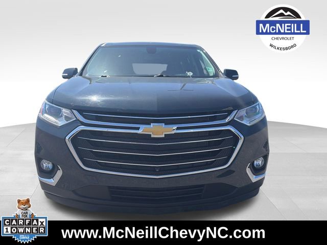Used 2020 Chevrolet Traverse LT w/ LT Premium Package AWD/4WD image 2