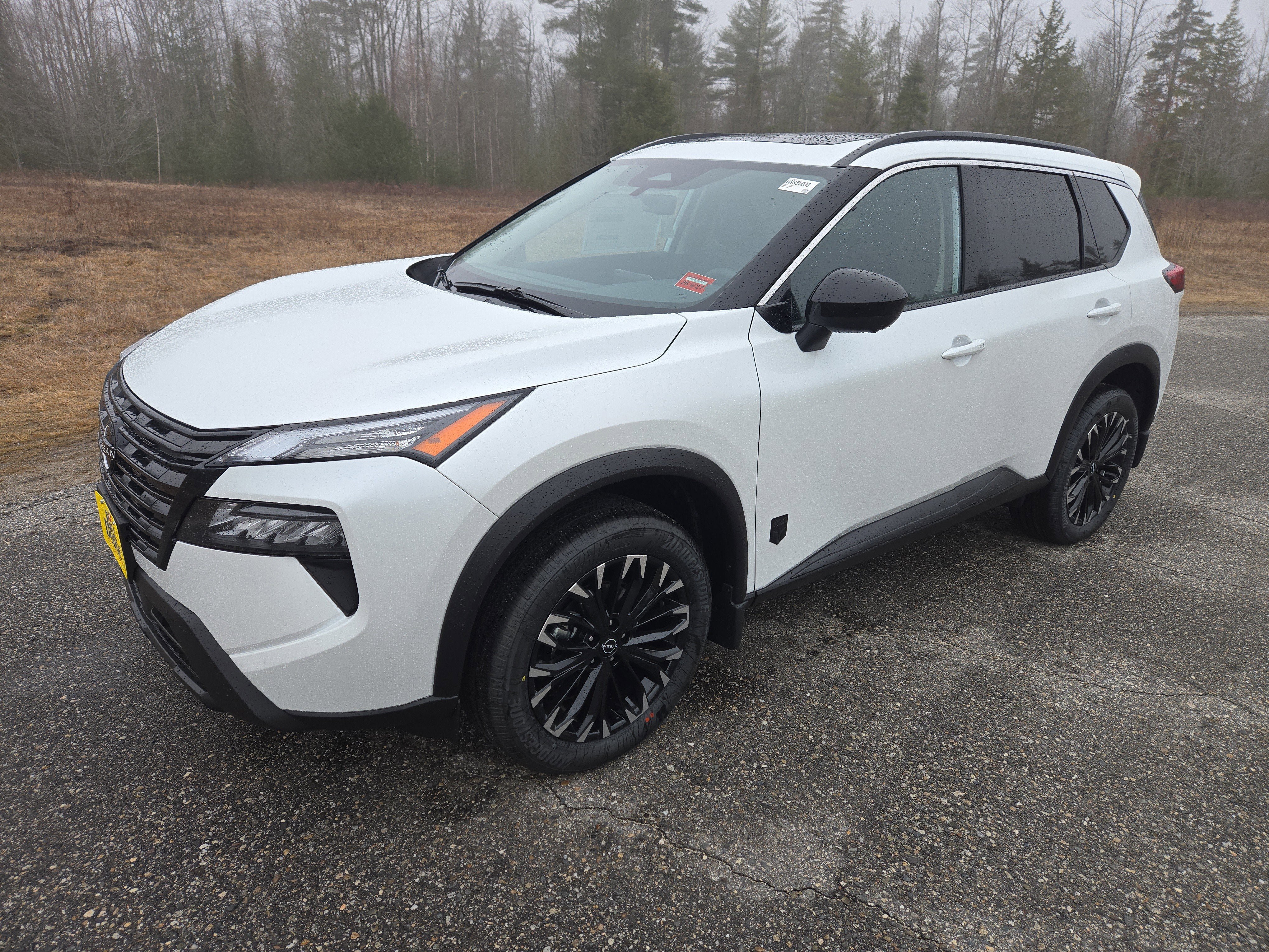 New 2026 Nissan Rogue SV AWD/4WD image 1