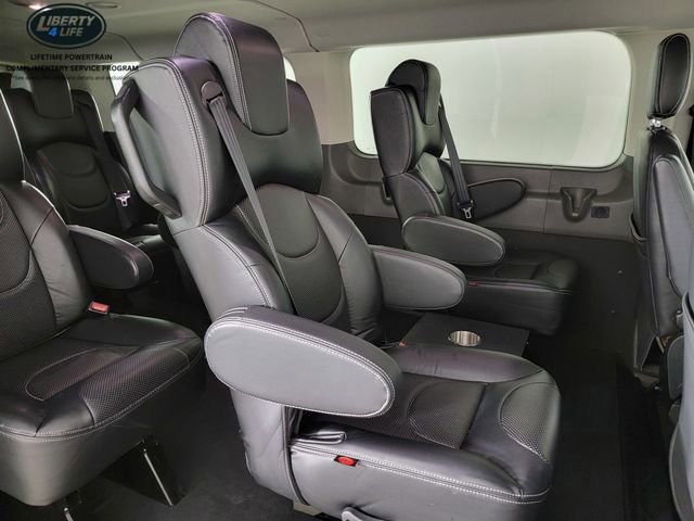 Used 2023 Ford Transit 350 XLT image 17