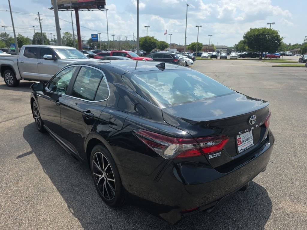 Certified 2024 Toyota Camry SE w/ Convenience Package FWD image 6