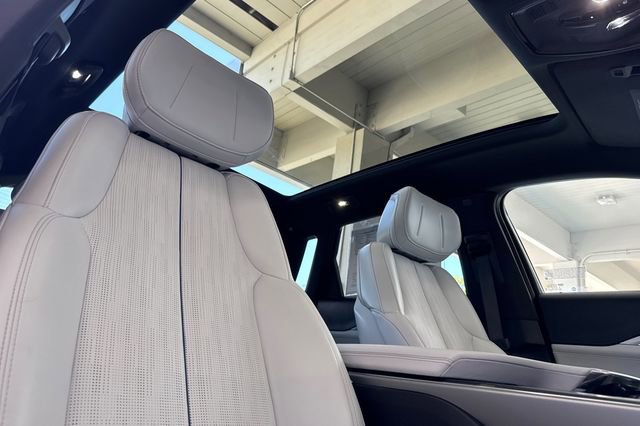 Certified 2024 Cadillac Lyriq Luxury RWD image 17