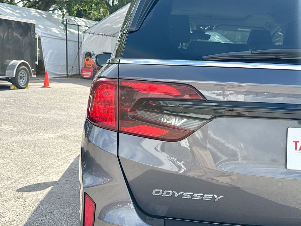Used 2025 Honda Odyssey EX-L image 10