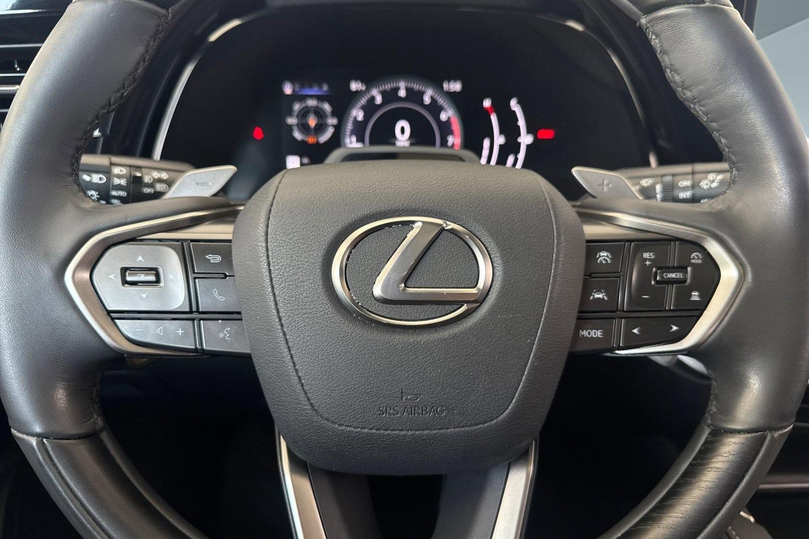 Used 2024 Lexus RX 350 Premium w/ Convenience Package FWD image 15