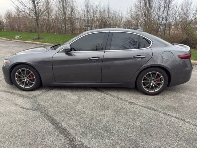 Used 2018 Alfa Romeo Giulia RWD image 4