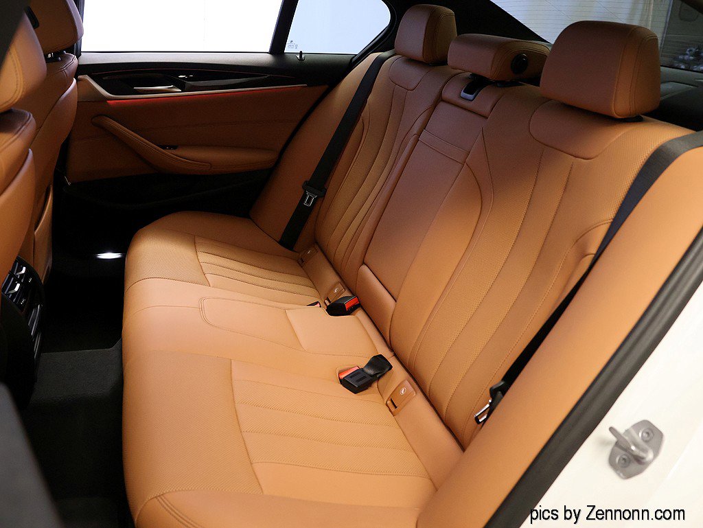 Certified 2023 BMW 530i xDrive w/ M Sport Package image 12