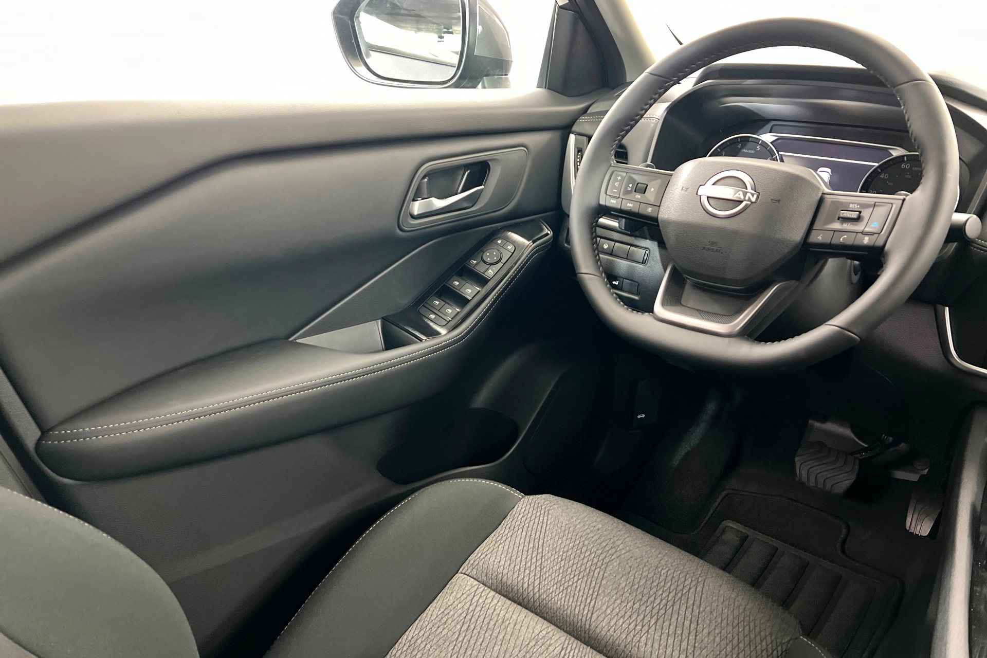 New 2026 Nissan Rogue SV w/ Cold Weather Package image 11