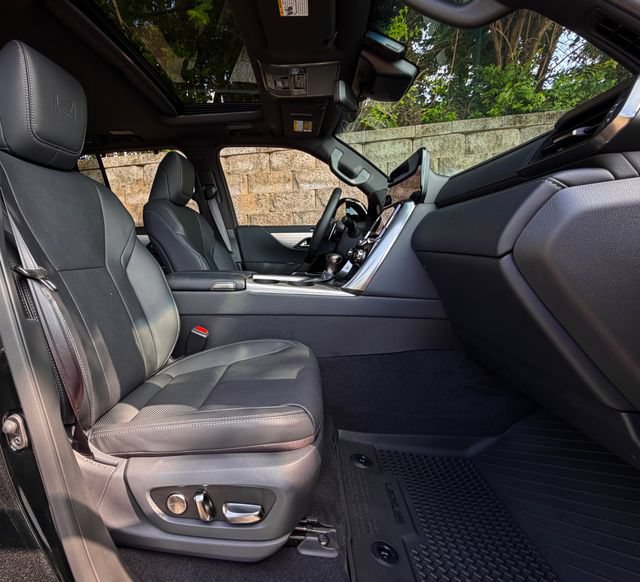New 2026 Lexus LX 600 F Sport AWD/4WD image 25