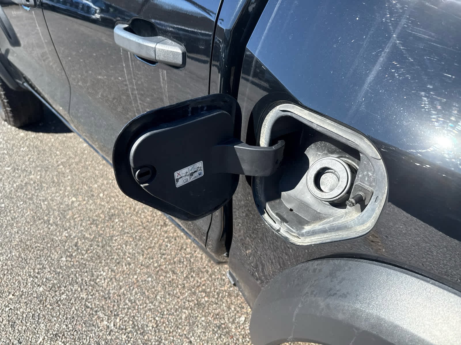 Certified 2025 Chevrolet Colorado Trail Boss w/ Off-Road Front Bumper Package AWD/4WD image 14