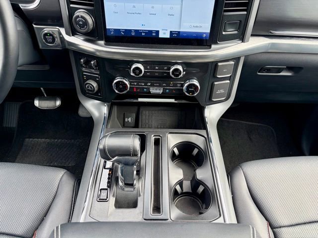 Used 2022 Ford F150 Lariat image 24