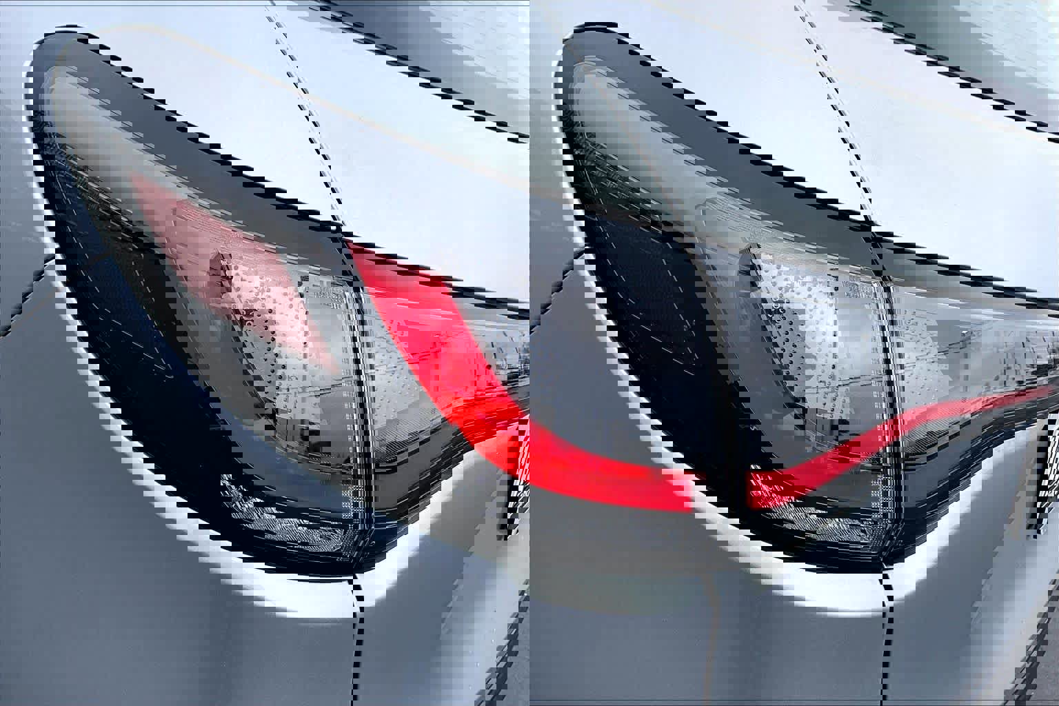 Certified 2025 Honda HR-V LX image 28